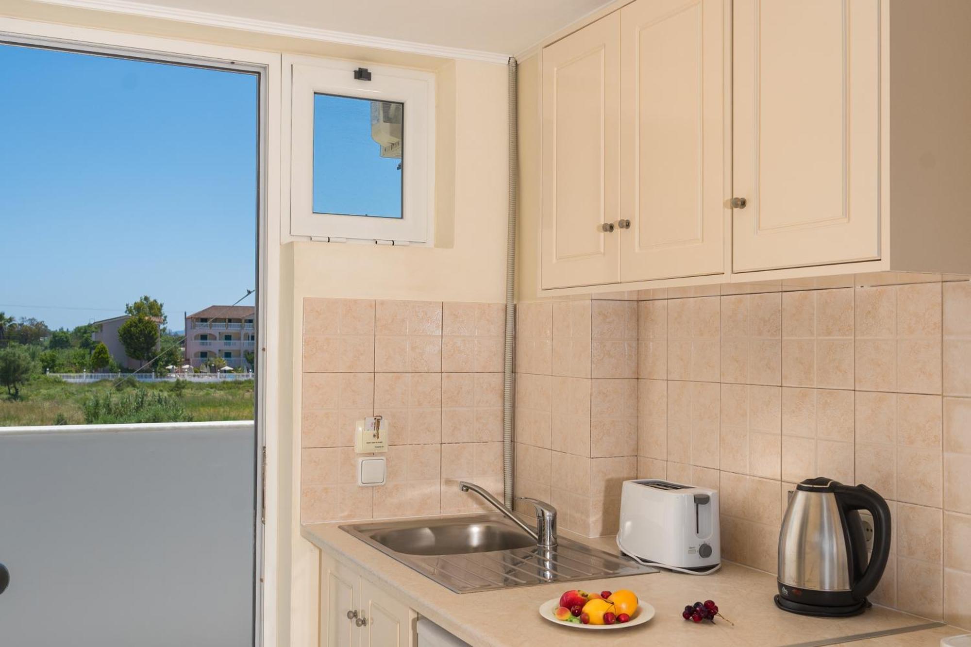 Manousis Aparthotel Tsilivi  Ngoại thất bức ảnh